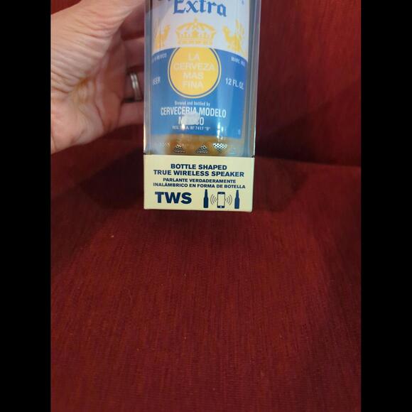 Corona bottle-shaped true wireless speaker - Picture 4 of 8